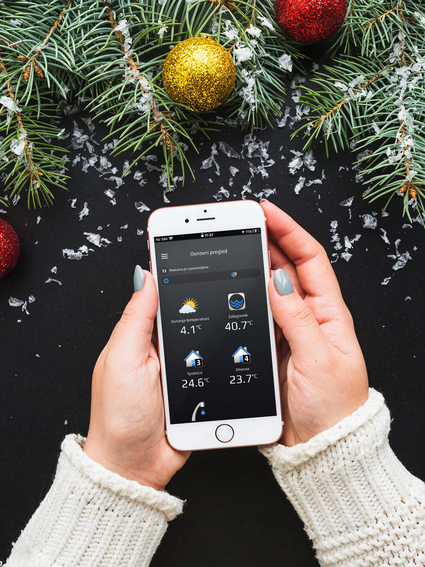 OGREVANJE BAZENA IN KRMILJENJE SONČNIH KOLEKTORJEV