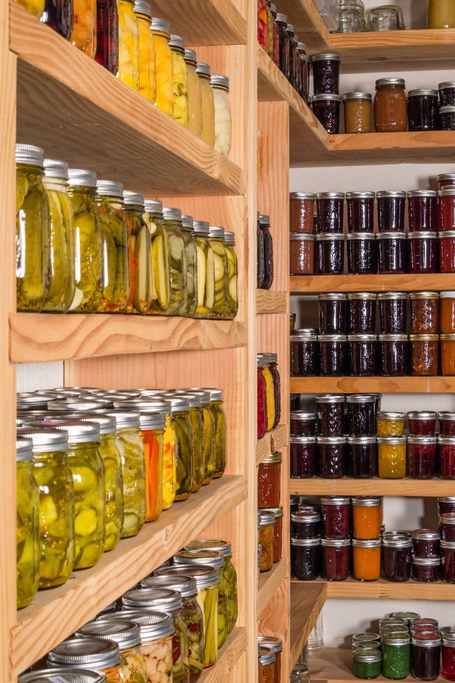 Dve funkciji v eni napravi – greje vodo, hladi prostor